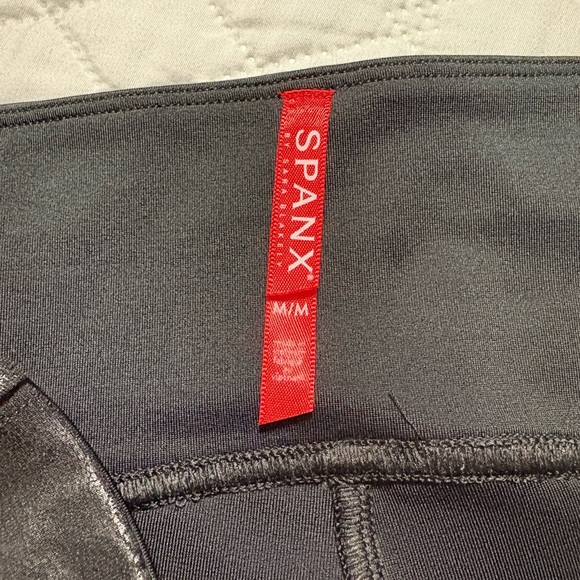 Spanx Black Quilted Faux Leather Leggings - Picture 5 of 7